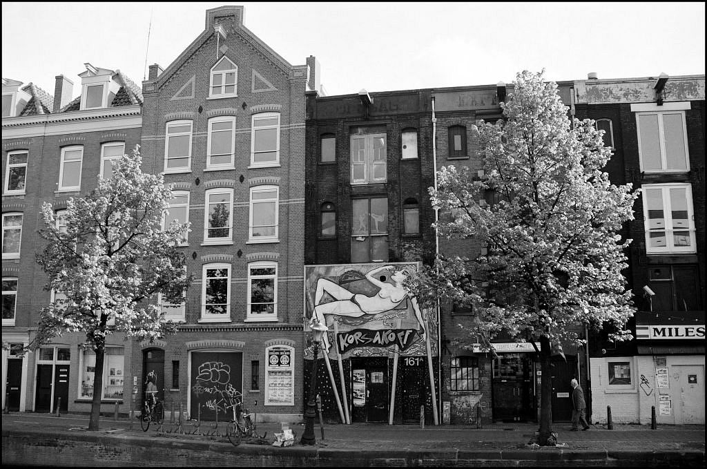 amsterdam street scene